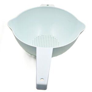 Classic Tupperware Colander Strainer 1523-6 Teal Mist 2-QT